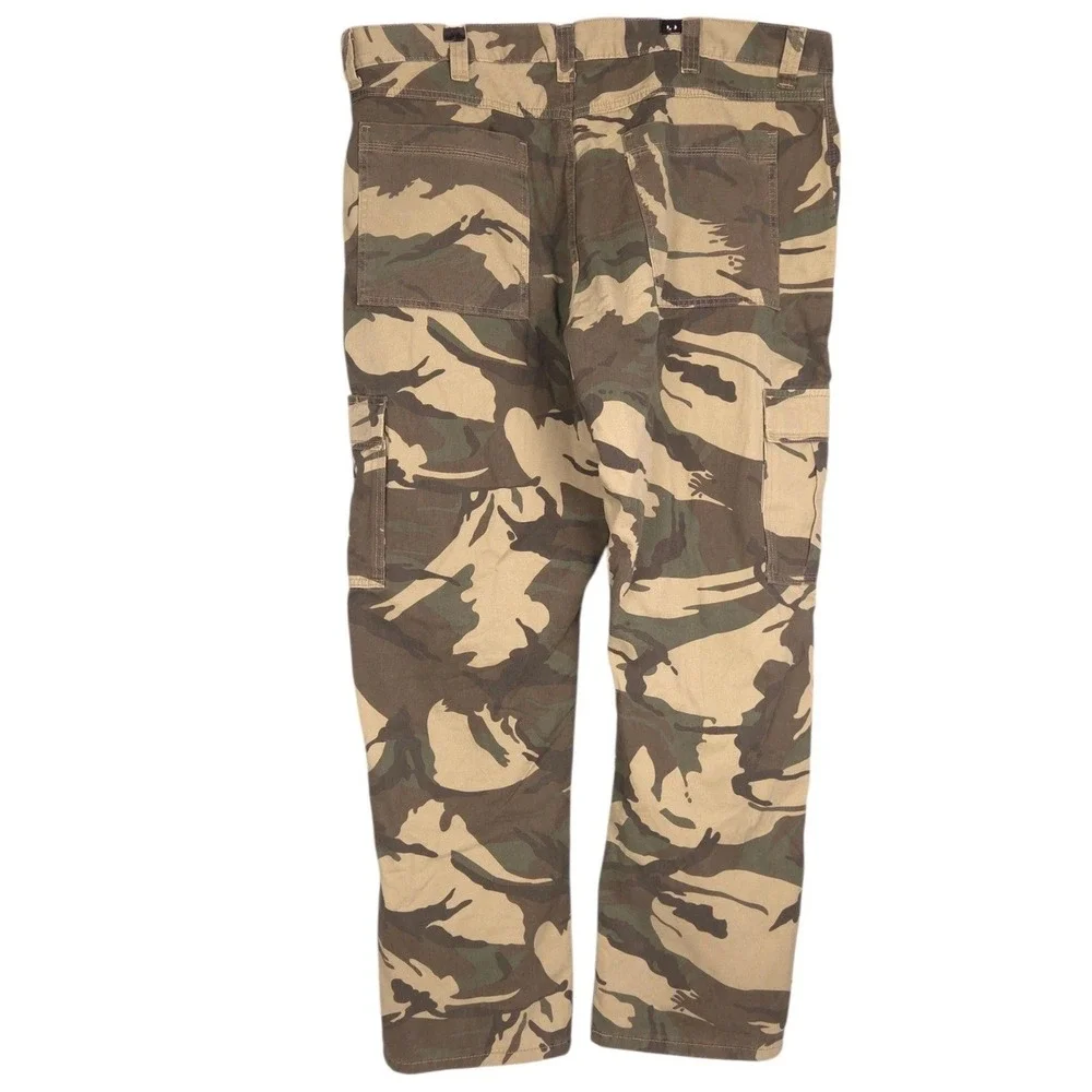 Wrangler Cargo Pants Men 40x32 Green Brown Camo FLEECE LINED Relaxed Fit Pockets
